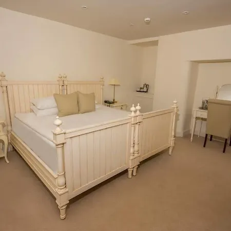 Guest house Burythorpe House 4*