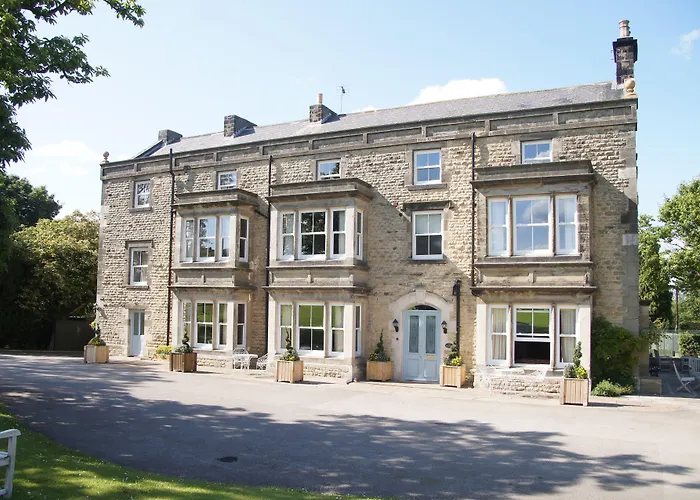 Burythorpe House 게스트하우스 4*