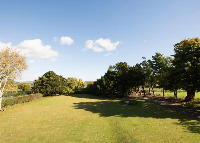 Burythorpe House 게스트하우스 4*