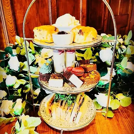 Burythorpe House بيت ضيافة 4*