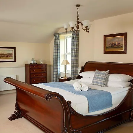 بيت ضيافة Burythorpe House 4*