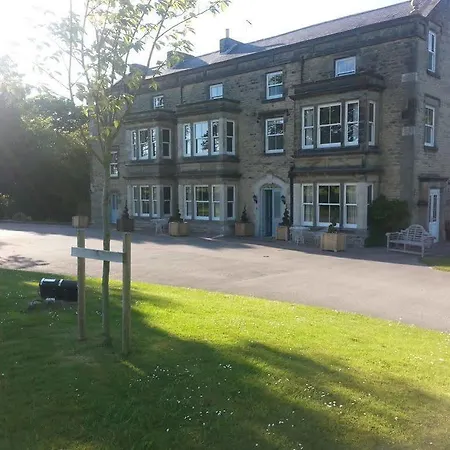 بيت ضيافة Burythorpe House